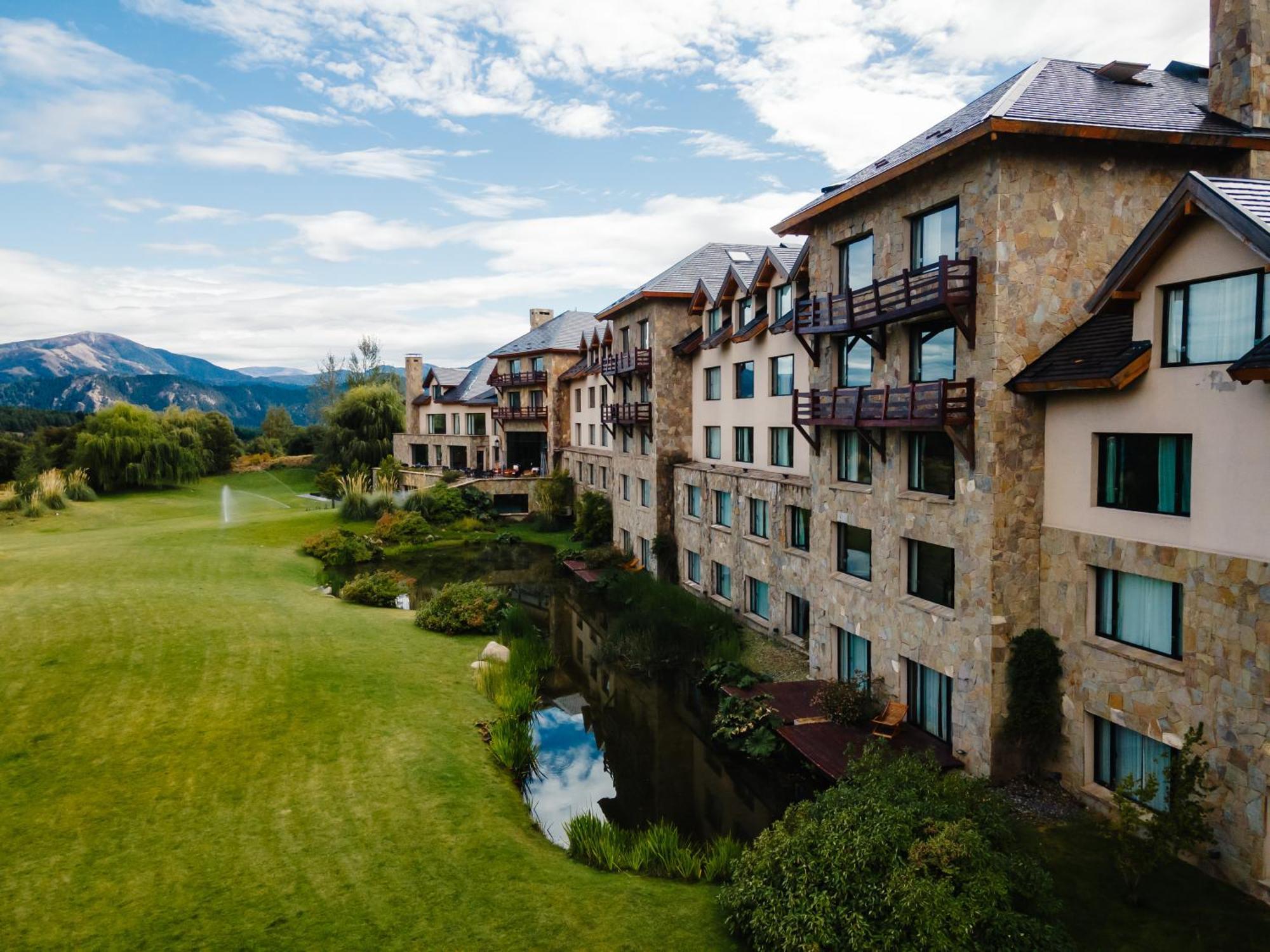 Loi Suites Chapelco Hotel Сан-Мартин-де-лос-Андес Экстерьер фото